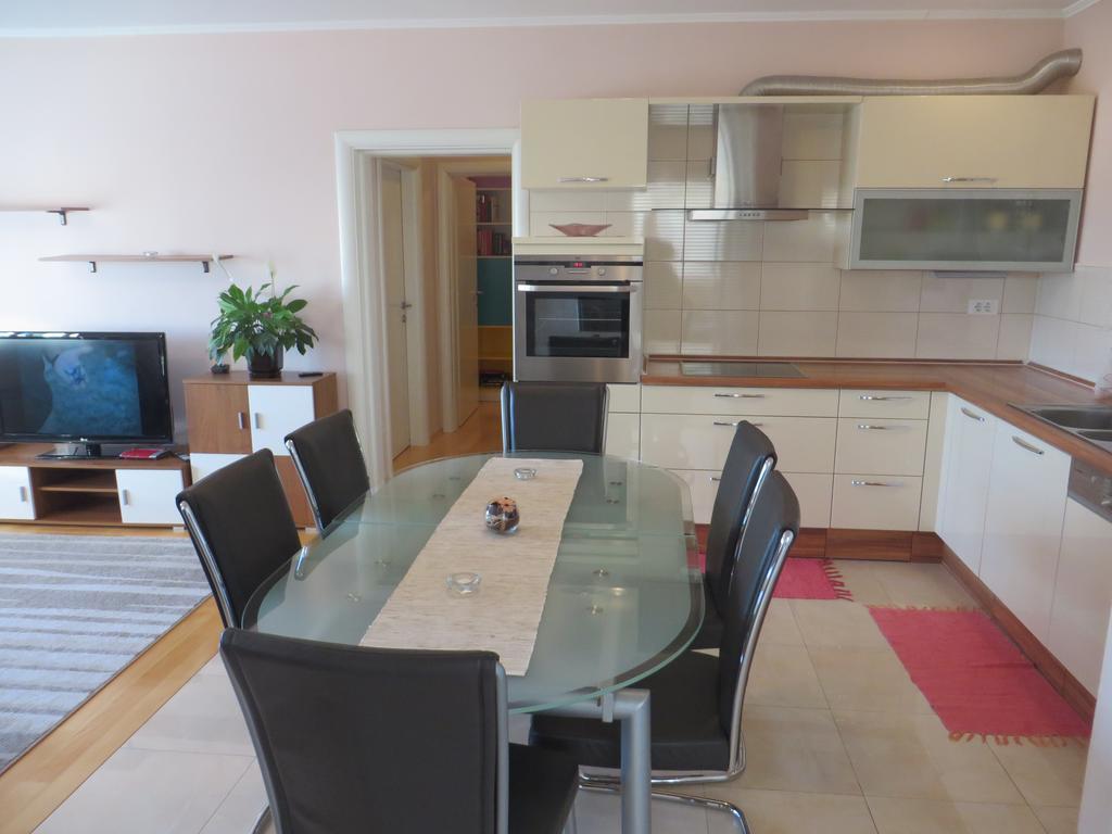Apartment Simaris - Spacious With Terrace And Sea View ชิเบนิก ภายนอก รูปภาพ