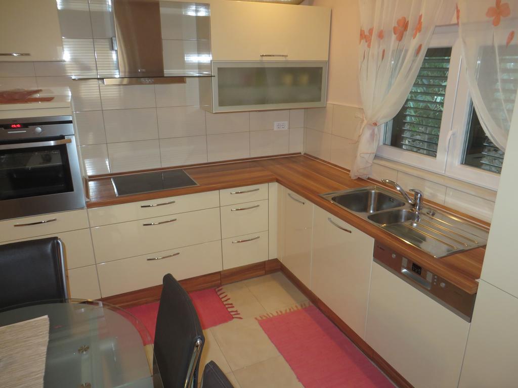 Apartment Simaris - Spacious With Terrace And Sea View ชิเบนิก ภายนอก รูปภาพ